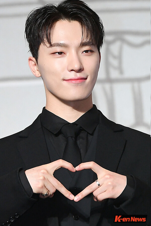 SEVENTEEN 韓国　FC 2期　Performance Team SEVENTEEN's Performance Team - Jun, The8, Hoshi, Dino