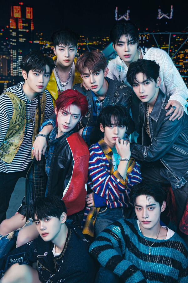 超人気新品 ZEROBASEONE Makes a Splashy Comeback with 'Feel the POP' on K-POP・アジア
