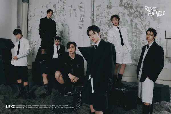 K-POP・アジア NEXZ NEXZ-12-900x670.jpg