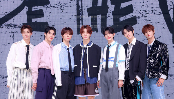 K-POP・アジア NEXZ NEXZ Debuts with 