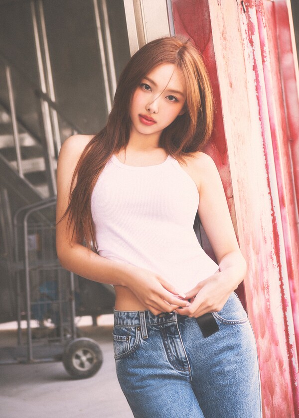 TWICE Nayeon Shines in Natural Look for Mini Album 'NA