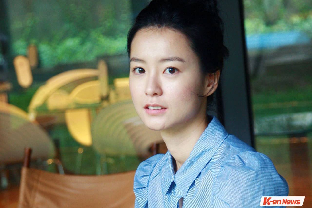 lee yu mi fake From 2009] Jung Yu-mi's Timeless Beauty Shines Through the Years < Celeb  Time Capsule < Other News < 기사본문 - K-en News