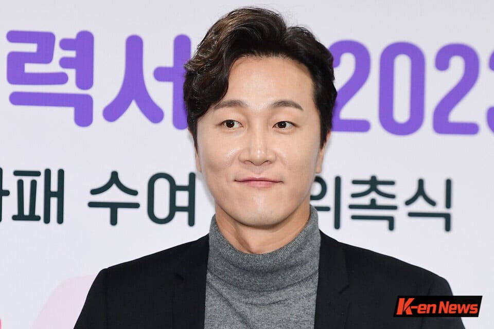 Yang Jae-woong Apologizes for Patient Death Incident at His Hospital < Korean Issue < Other News < 기사본문 - K-en News