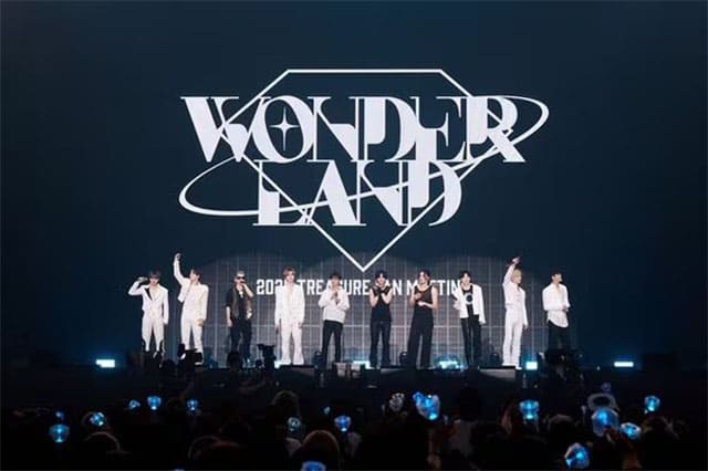 TREASURE Breaks 970,000 Attendance in Japan, Proving Concert