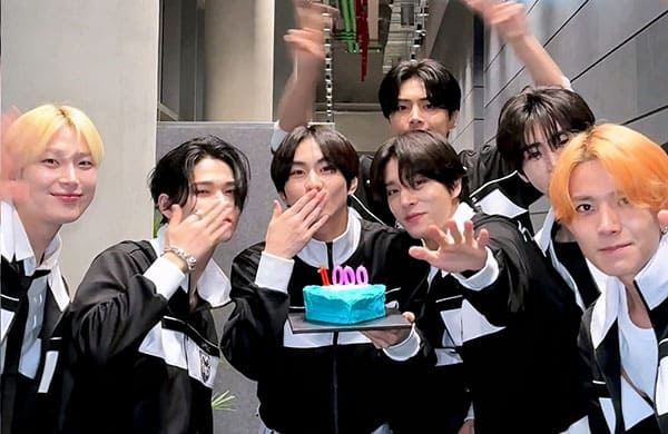 enhypen ヒスン　weverse MULTI SUB] ENHYPEN WEVERSE LIVE (25.09.03.) ALL MEMBERS LIVE