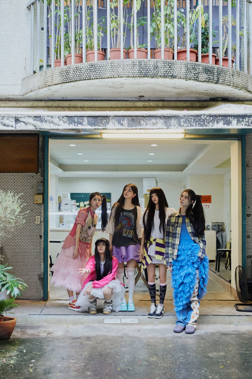 ILLIT 'Magnetic' Dominates TikTok in Korea and Japan as the Summer