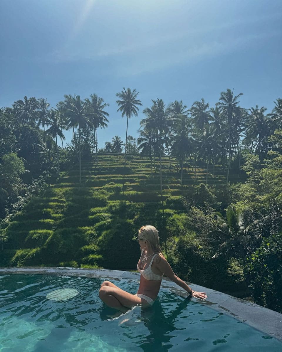 Girls' Generation's Hyoyeon Shares Stunning Bali Vacation Photos