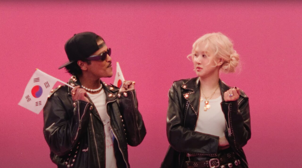 Apt apt ros bruno mars set new k pop record with apt 
