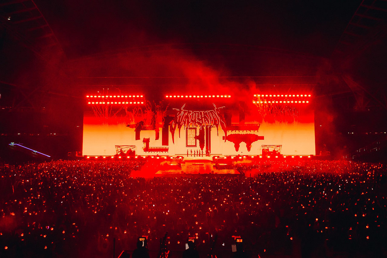 Stray Kids Dazzle Sydney Stadium with Powerful Performances and