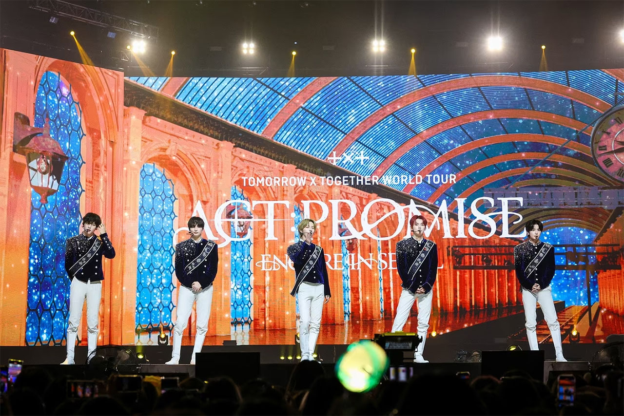 TXT (TOMORROW X TOGETHER) - WORLD TOUR ENCORE IN SEOUL