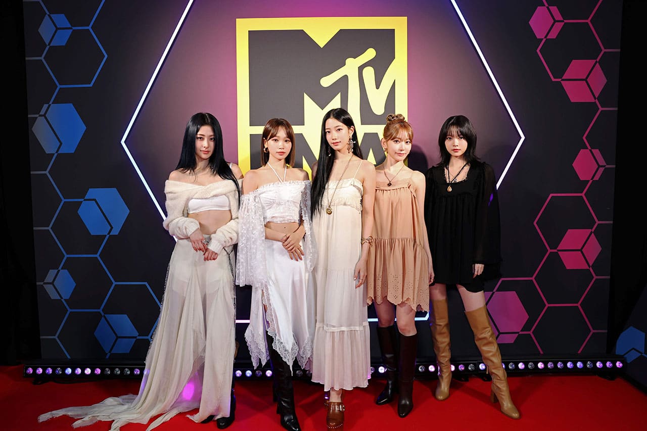 LE SSERAFIM, First K-Pop Girl Group with Solo Stage at MTV EMA < Girl Group  < K-pop < 기사본문 - K-en News