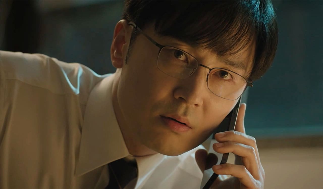 Intense Showdown in '열혈사제2' as Key Characters Face Off