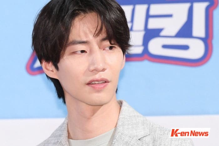 Director and Cast Remember Late Actor Song Jae-rim at 'Crash' Press Conference