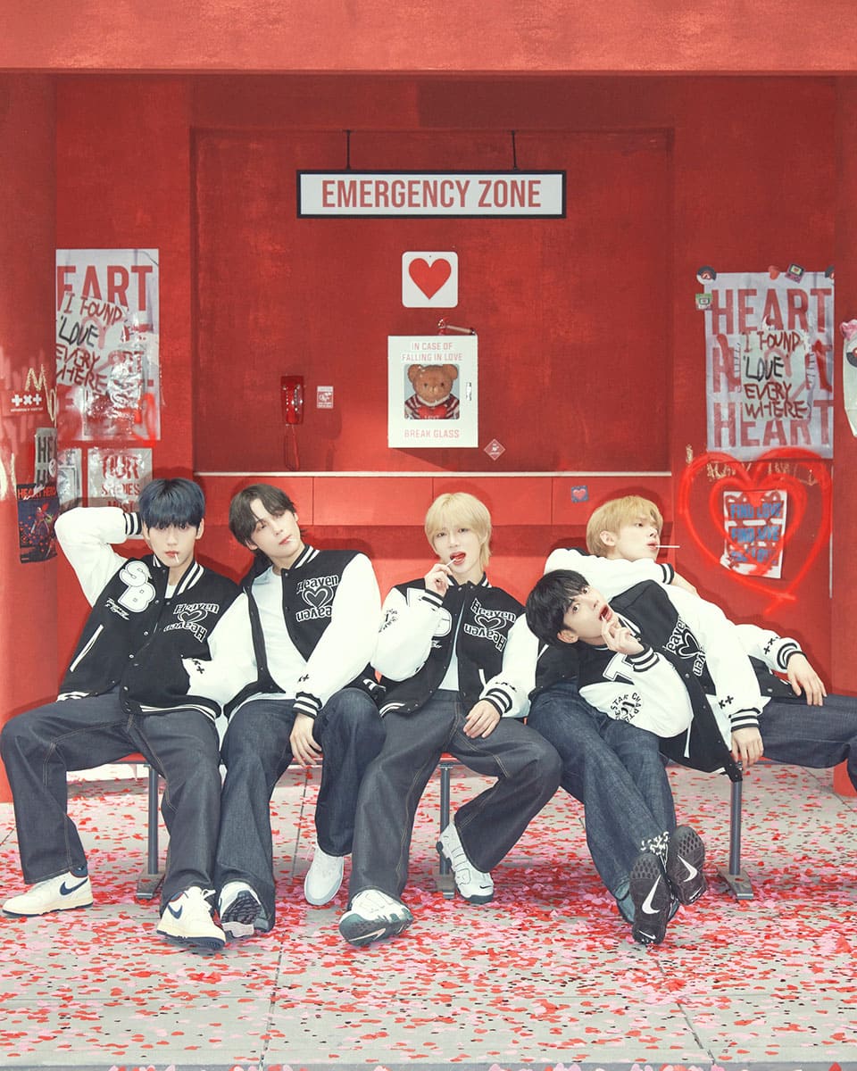 TXT's Mini Album 'The Star Chapter: SANCTUARY' Debuts at No
