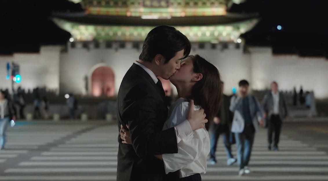 Lee Jun-hyuk and Han Ji-min Share a Passionate Kiss in 'My Perfect Secretary'