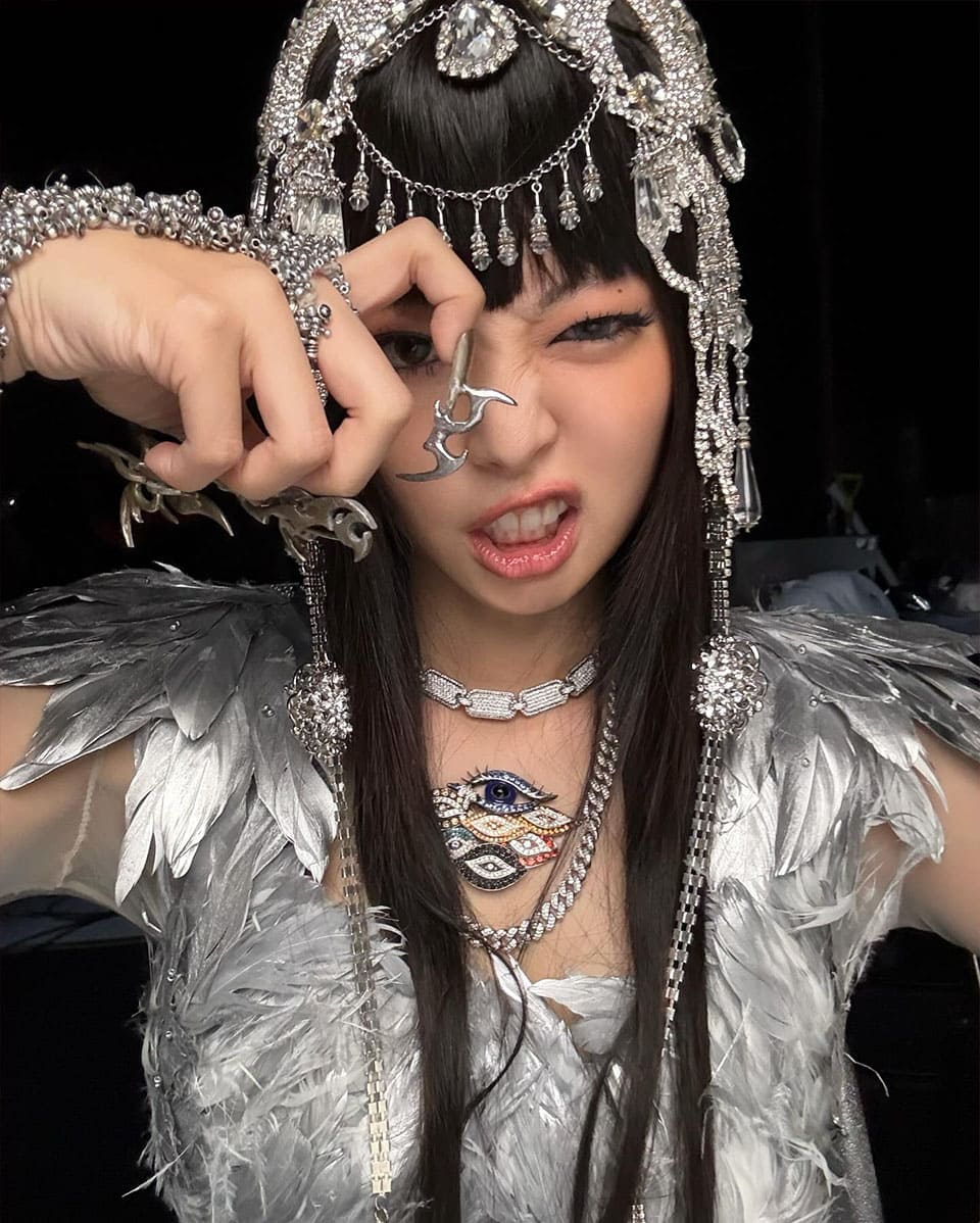 This Is Jennie's Era! 'RUBY' Drops and She Owns the Game < Girl