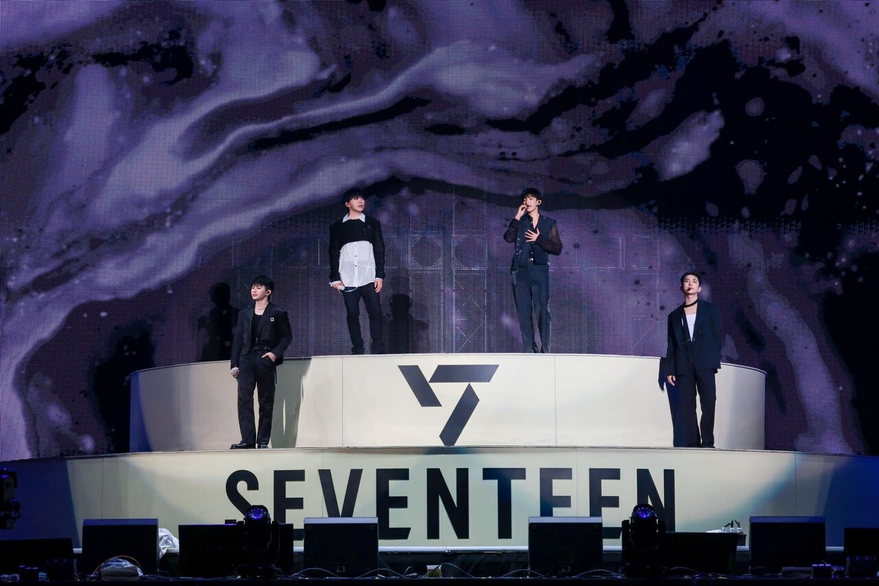 SEVENTEEN Promises Forever at Stadium-Filled 'CARAT LAND