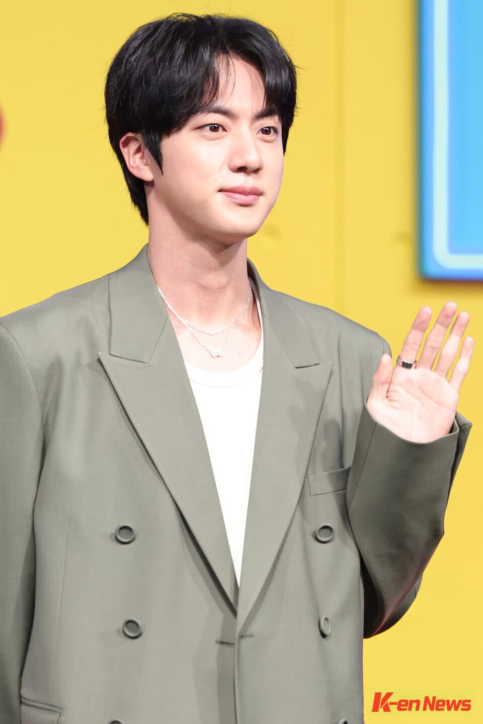 ภาพ : BTS’s จินเข้าร่วมงานแถลงข่าวการผลิตสำหรับ Netflix Variety Show 'Kian's Bizarre B & B ⓒ Lee Hye-young (lhy@hankooki.com)