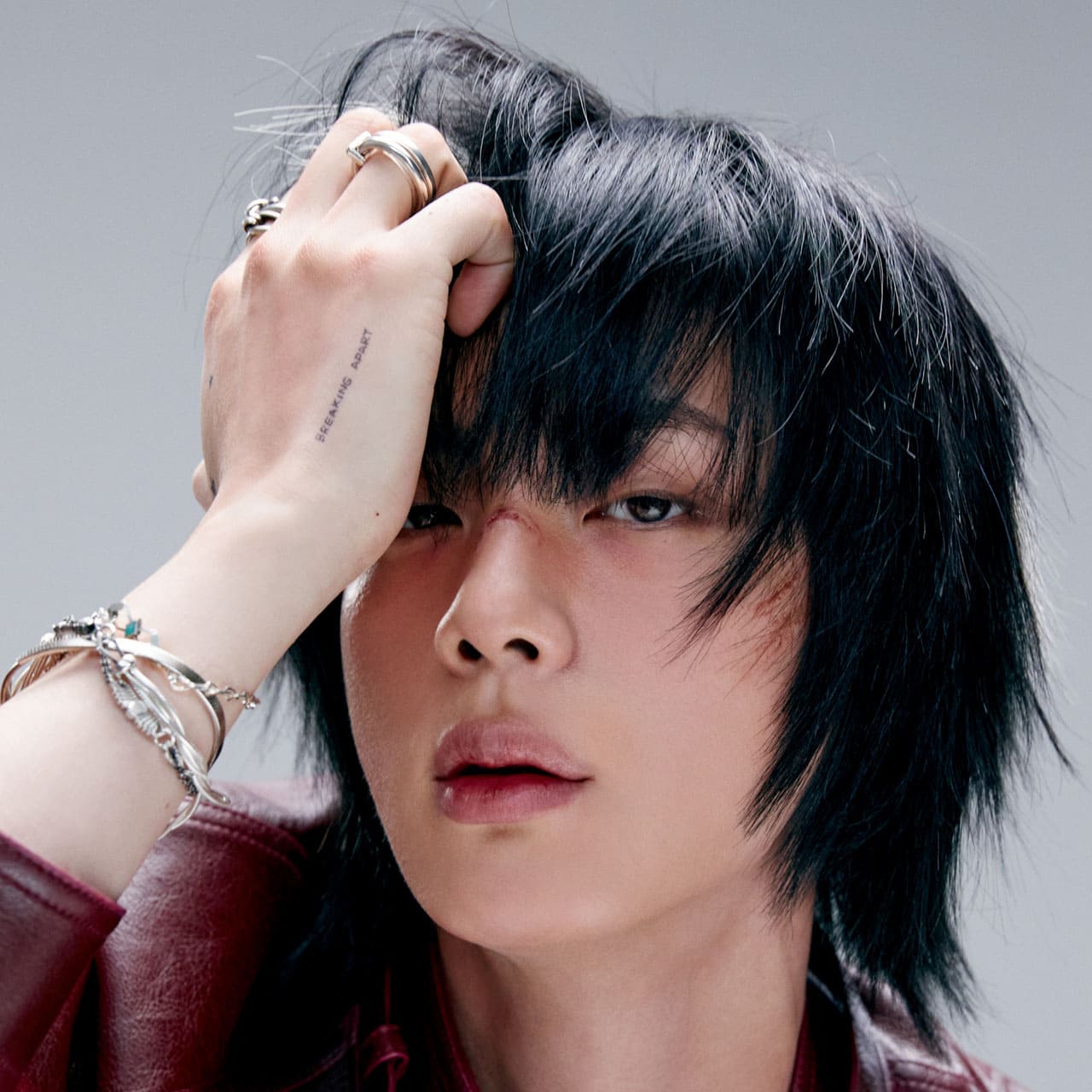 A Complete 180! BTS Jin's Rock Star Transformation in New