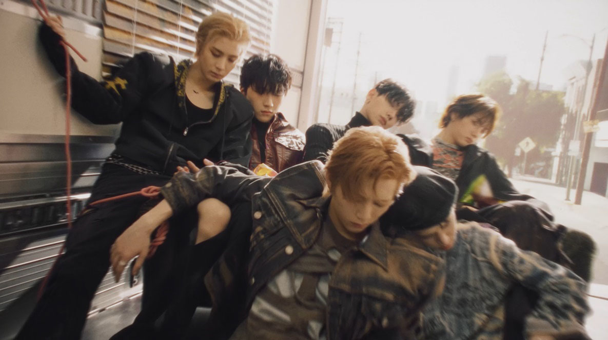 BOYNEXTDOOR テサン who weverse global ホログラム