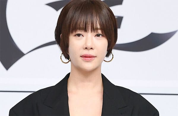 Hwang Jung-eum Faces Legal Troubles Amidst Recent Comeback