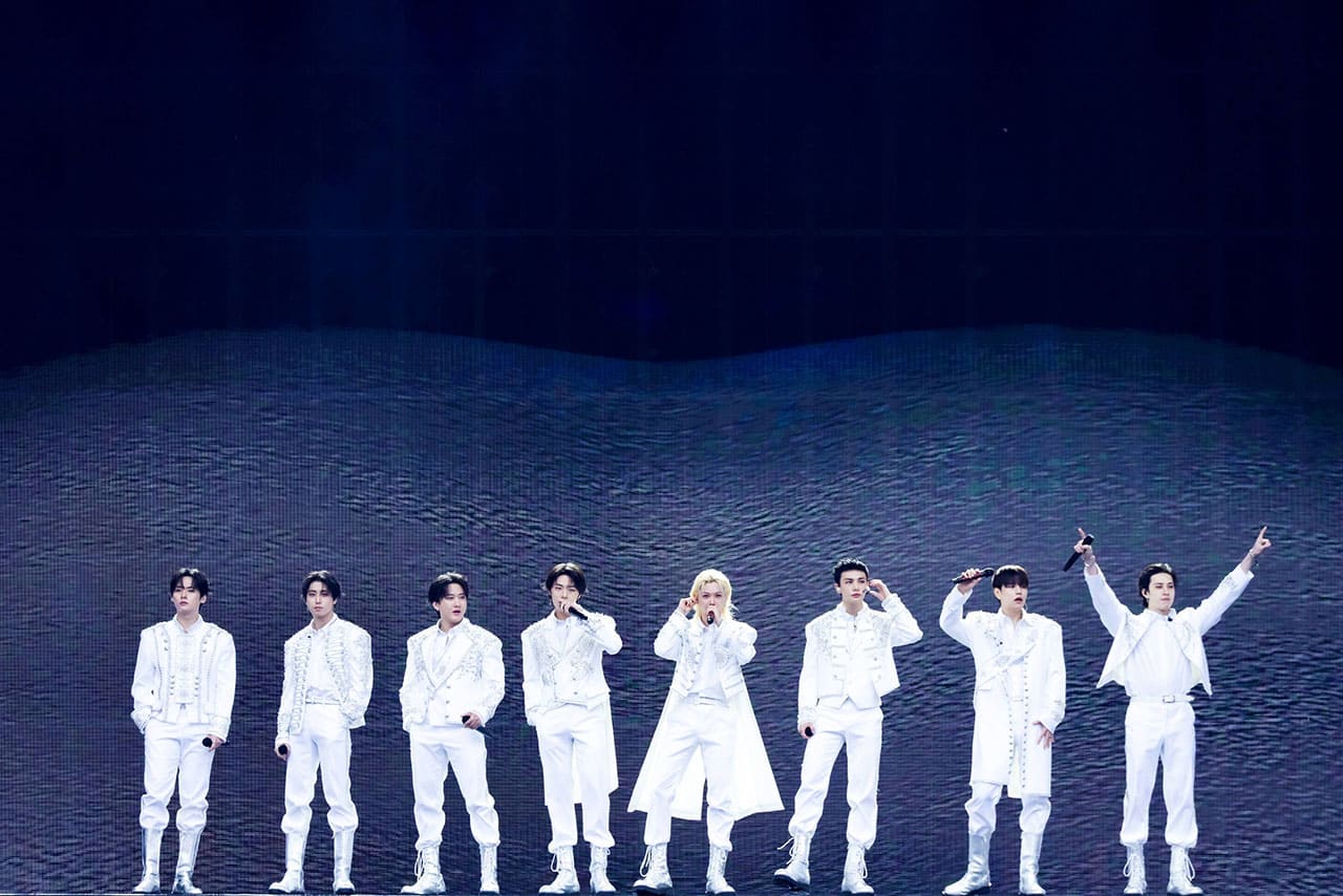 K-POP・アジア Suuua Stray Kids Pulls 220K Fans for First-Ever Japan Stadium