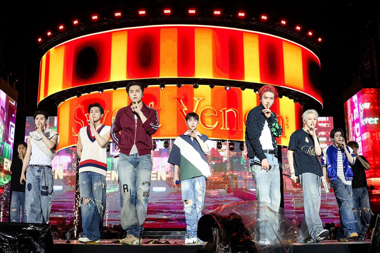 ENHYPEN Rocks Bangkok Stadium with 30,000 ENGENEs in Sold