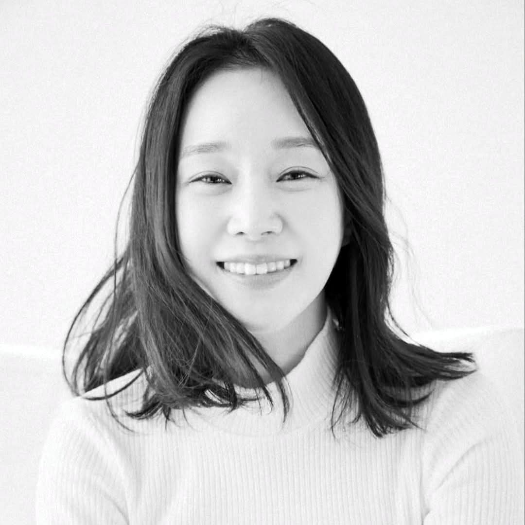 Actress Lee Seo-yi Passes Away, Leaving Fans in Shock