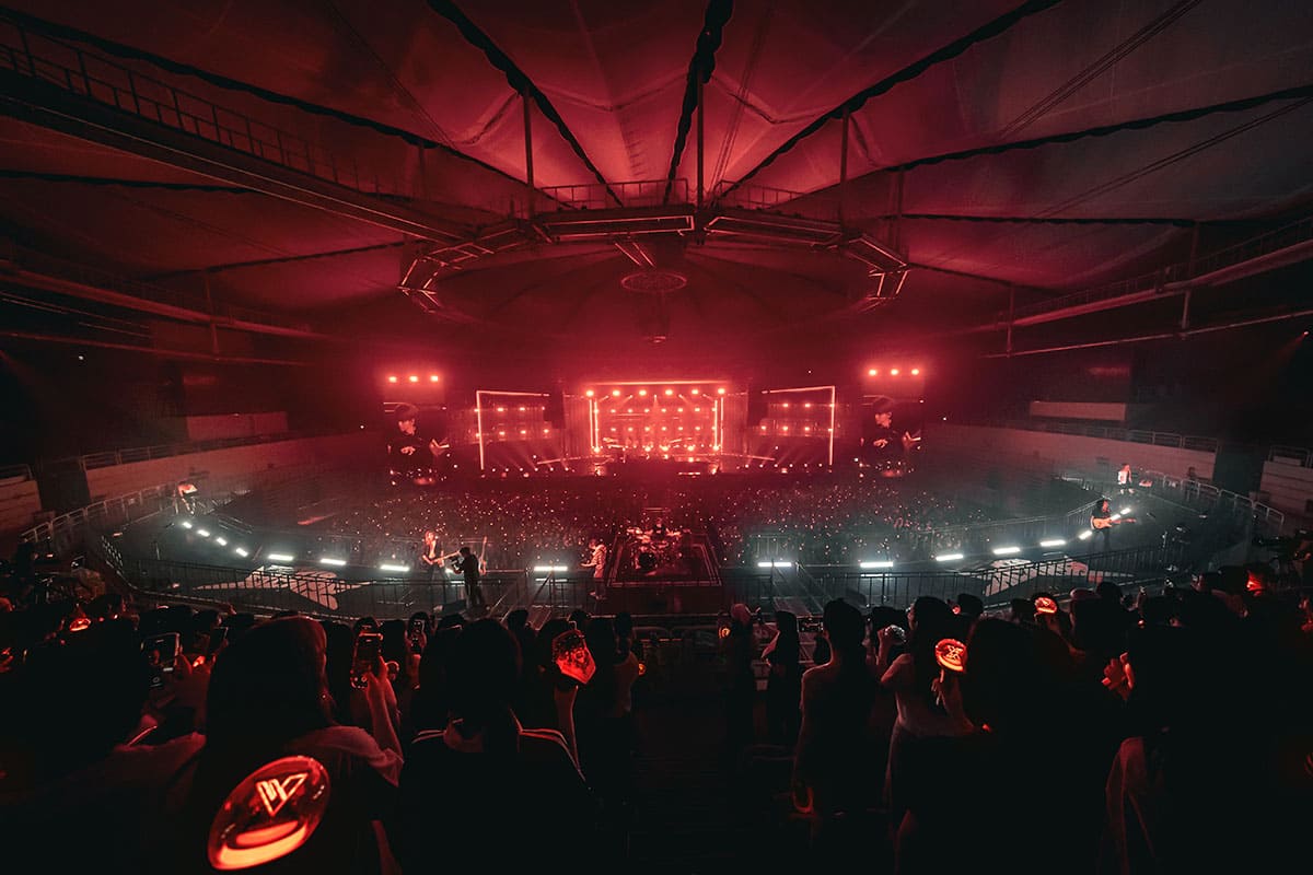 K-pop Band' Xdinary Heroes Hit the Peak of Rock on a Midsummer