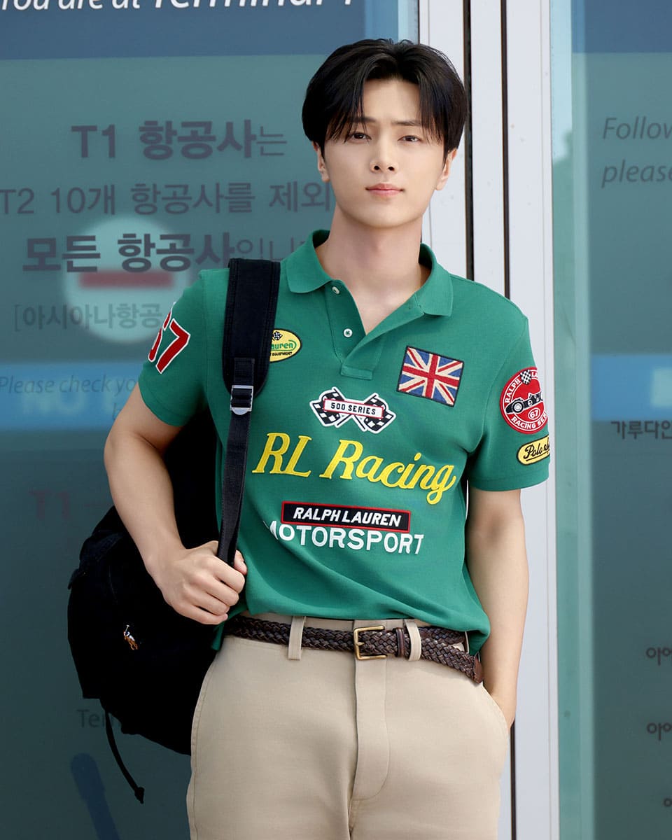 ENHYPEN's Jay Turns Heads in Green on His Way to Wimbledon < Boy