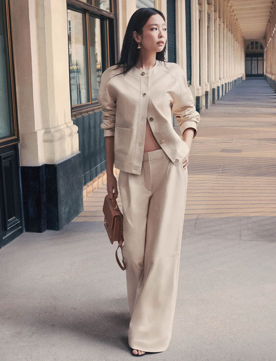 Chanel X Jennie Fall Fashion: Where Elegance Meets Edge < Girl