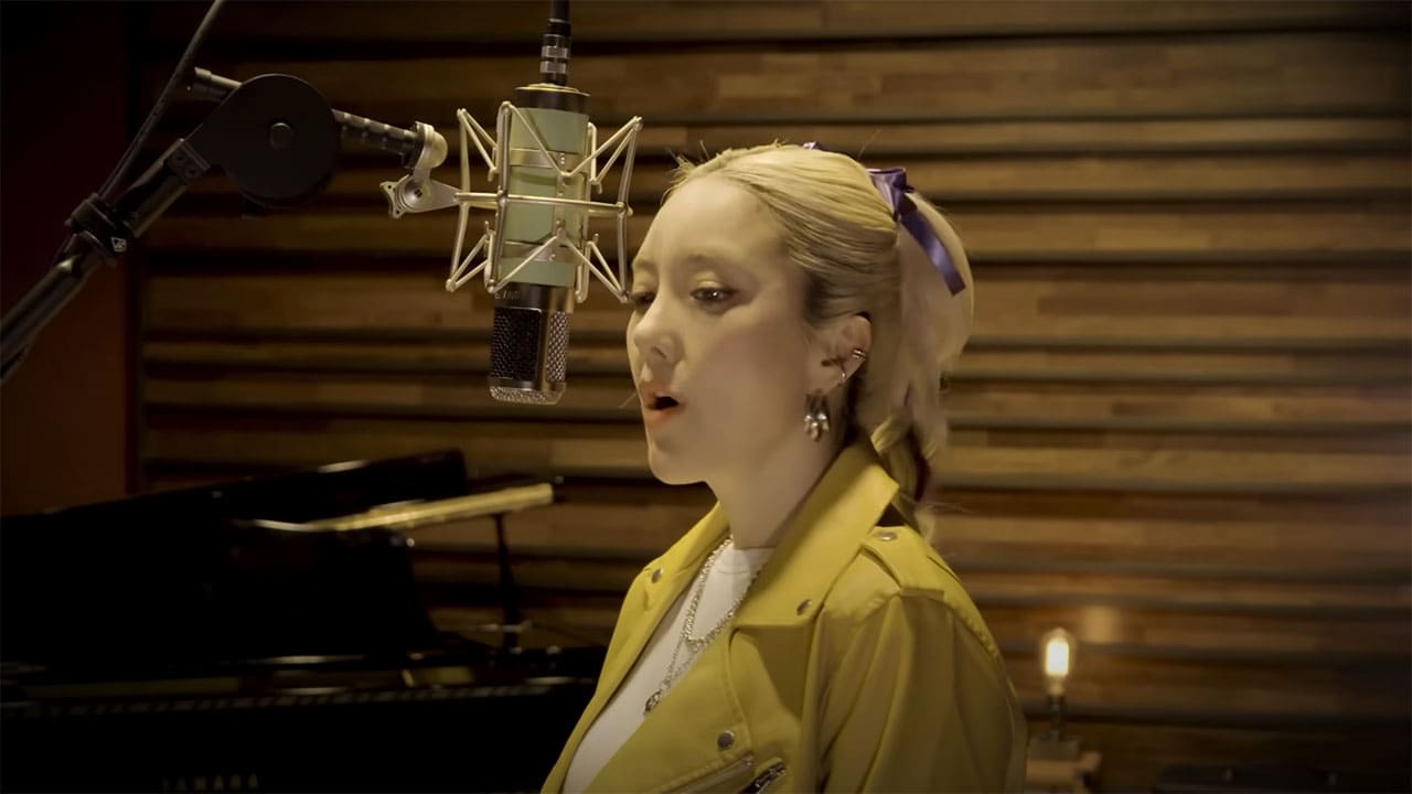 Image : GOLDEN - HUNTR/X / Cover by BADA (Dear.EJAE) ⓒ YouTube 'BADA' ⓒ