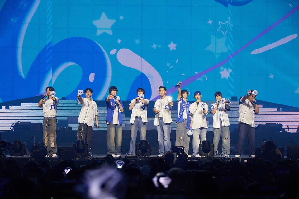【廃盤】Super Show : Super Junior 1st Concer 廃盤】Super Show : Super Junior 1st Concer - メルカリ