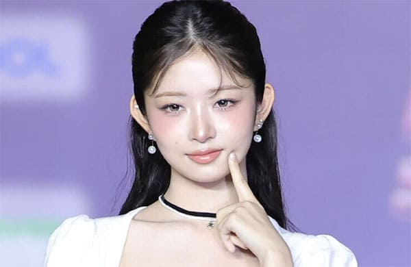 IVE's Rei to Host 'Music Bank' as Special MC Today, Alongside