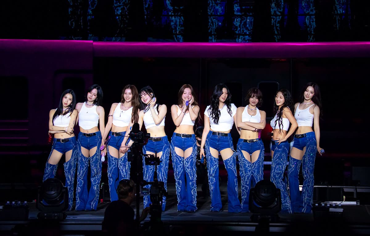 Hot Girls in Chicago: TWICE Steals the Show at Lollapalooza