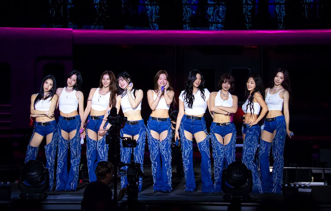 10 Years Strong — TWICE Shakes Lollapalooza, Then Conquers
