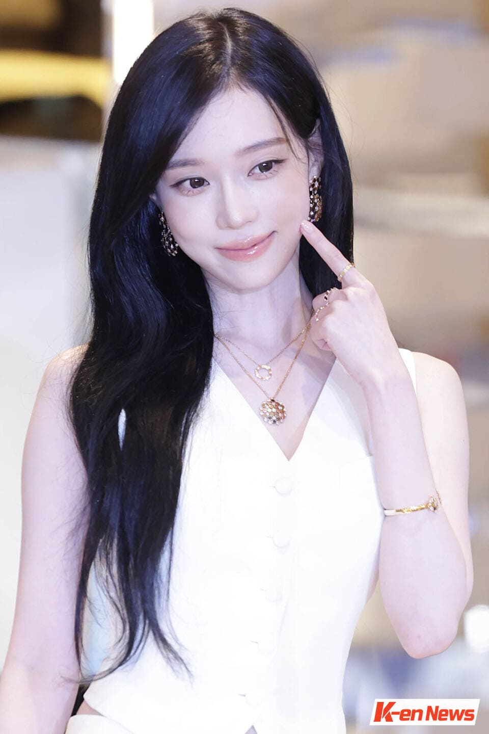 aespa Winter, breathtaking innocence overload < Photo News < 기사