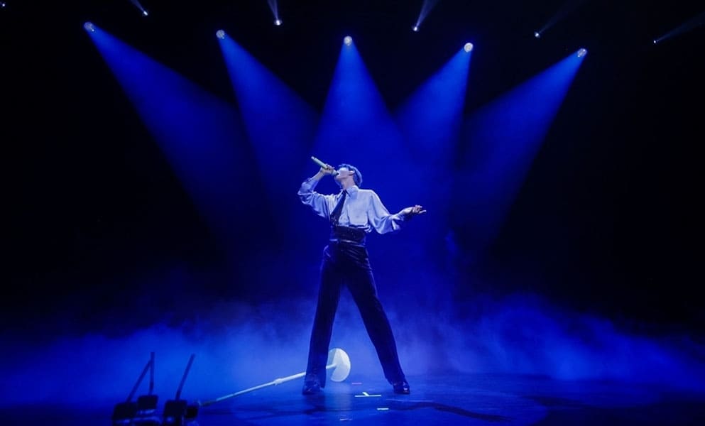 Onew Wraps Up First South American Concert with Explosive Fan