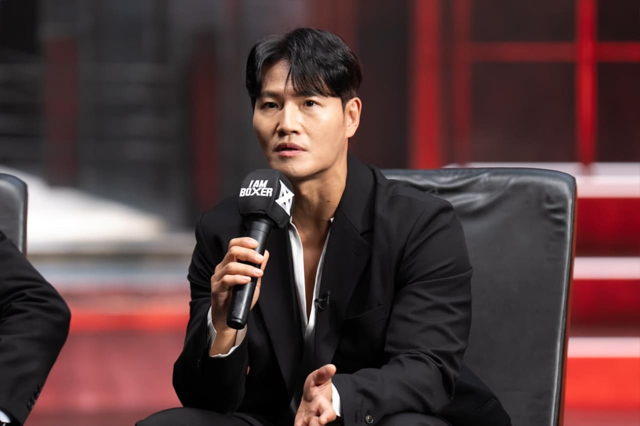 Image : Kim Jong-kook attends the production press conference for tvN’s variety show ‘I Am Boxer’. ⓒ tvN