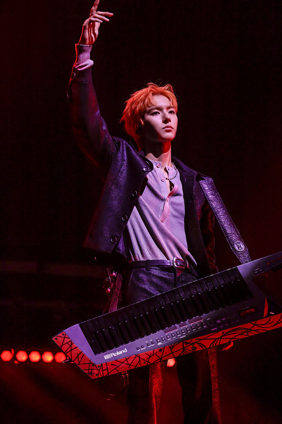 Image : O.de shines on stage at Xdinary Heroes’ ‘Beautiful Mind’ World Tour Finale in Seoul ⓒ JYP Entertainment