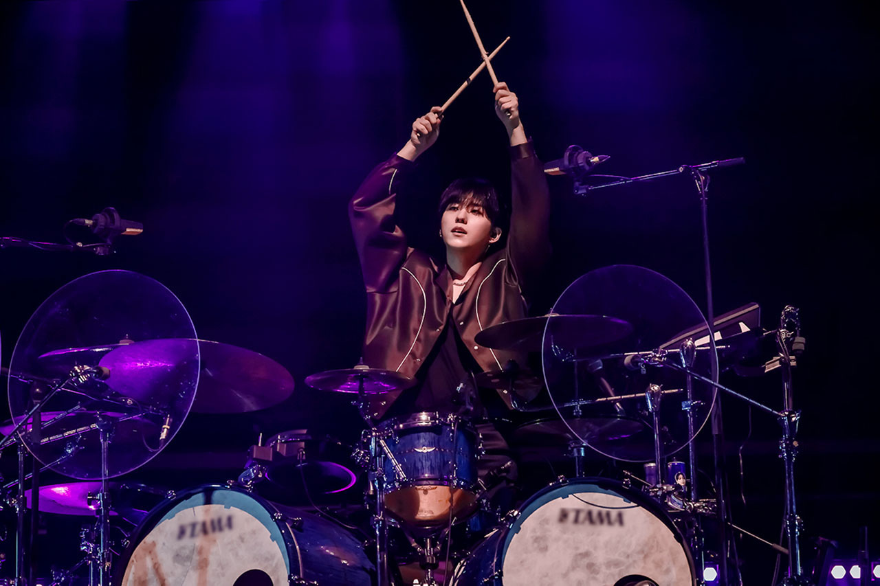 Image : Gunil captivates the crowd at Xdinary Heroes’ ‘Beautiful Mind’ World Tour Finale in Seoul ⓒ JYP Entertainment