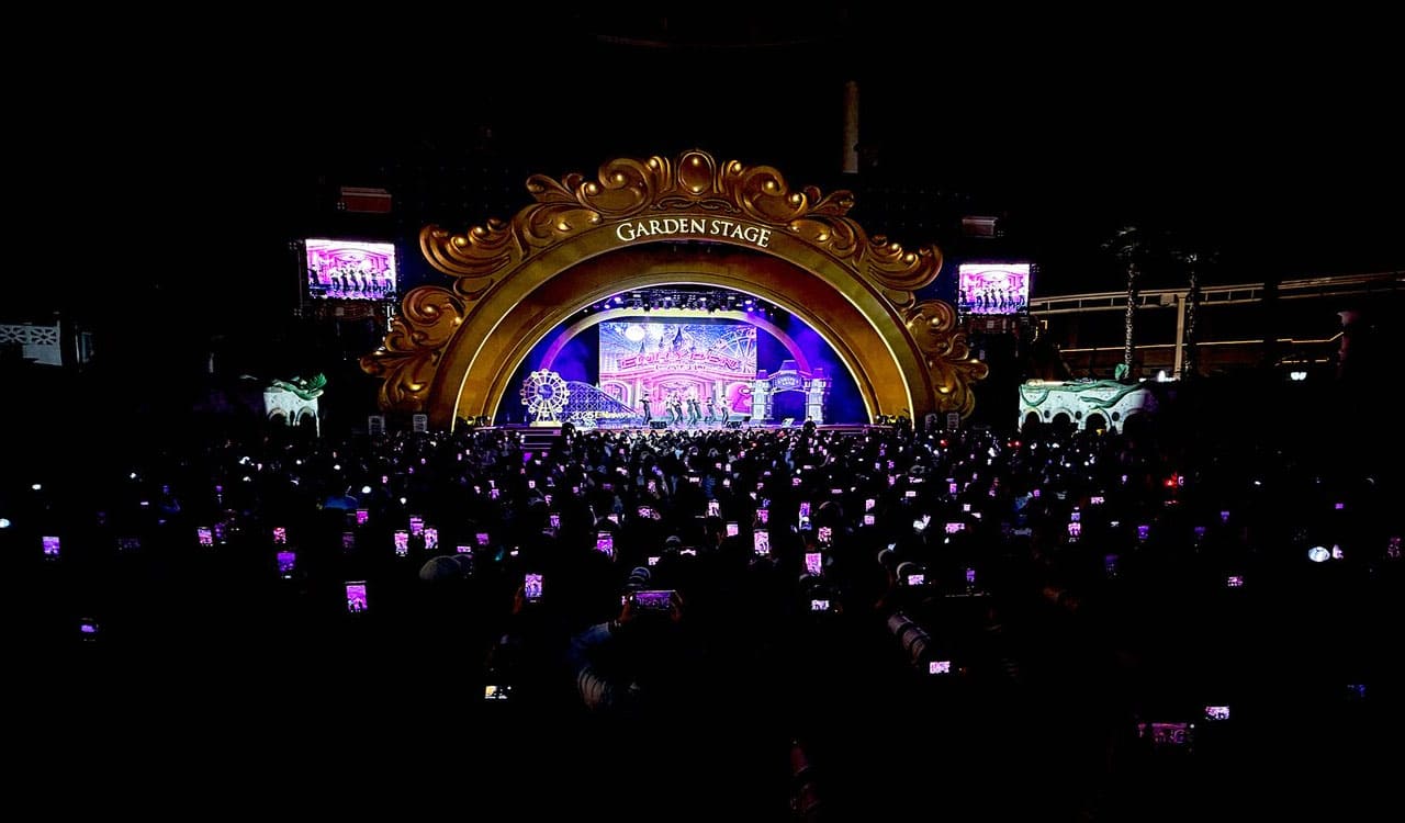 Image : K-pop group ENHYPEN (엔하이픈) hosts a romantic and heartwarming theme park event, ‘ENHYPEN 5th ENniversary Night’, with 3,000 fans in attendance. ⓒ BELIFT LAB