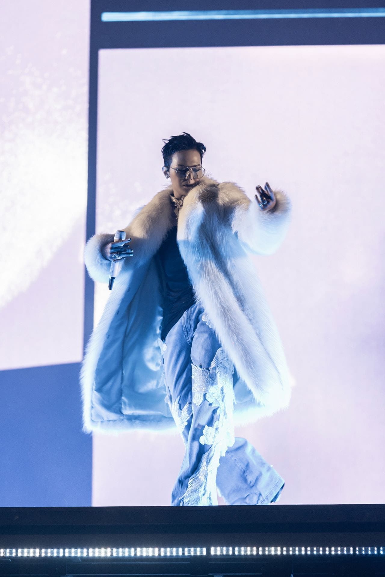 G-Dragon Silences Live Performance Controversy with Flawless