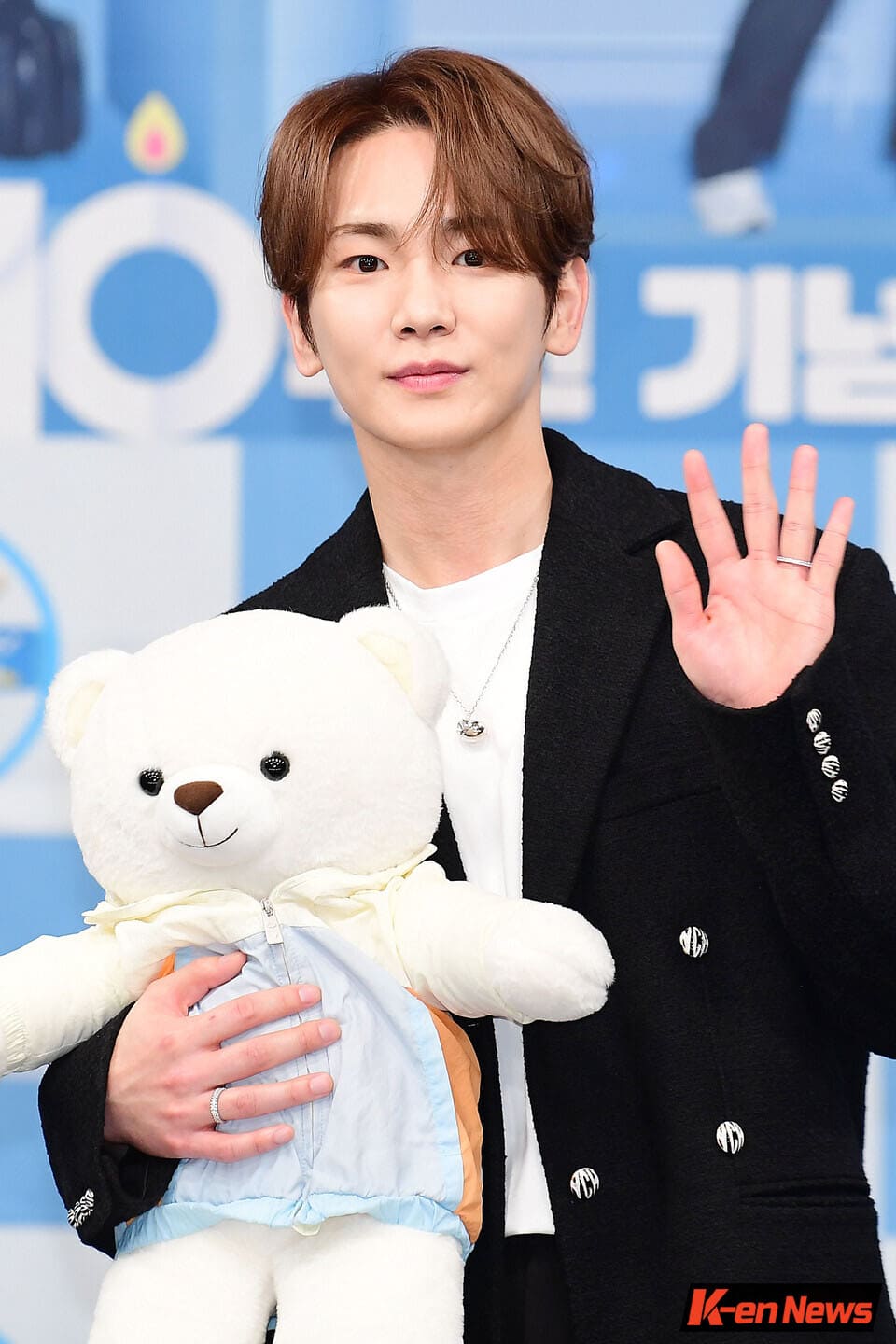 SHINee's Key Leaves Shows Amid Medical Controversy: “I Regret My