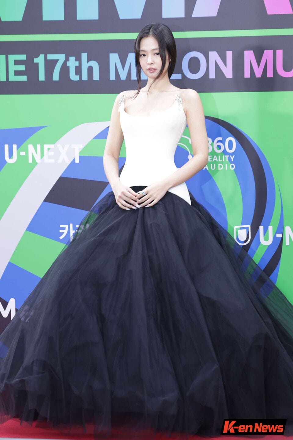 Blackpink Jennie Solo レンチキュラー 激レア JENNIE ジェニ SOLO 先着特典 レンチキュラー トレカ - メルカリ