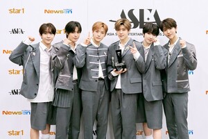K-POP・アジア NCT WISH  NCT NEW TEAM hands up Hands Up (NCT NEW TEAM) | Kpop Wiki | Fandom