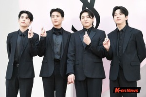 K-POP・アジア day6 coda Song Review: DAY6 – Breaking Down | The Bias List // K-Pop