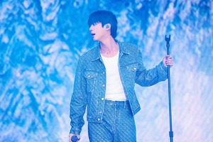 BTS Reunites, Wendy & YENA Join the Party — Jin's Solo Fan
