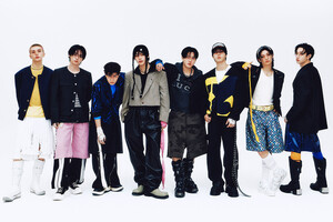 K-POP・アジア Sold Out 10543_28711_378_v150.jpg